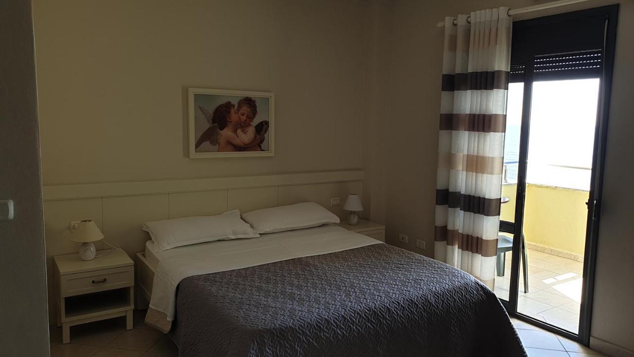 Joel Residence Durrës 外观 照片